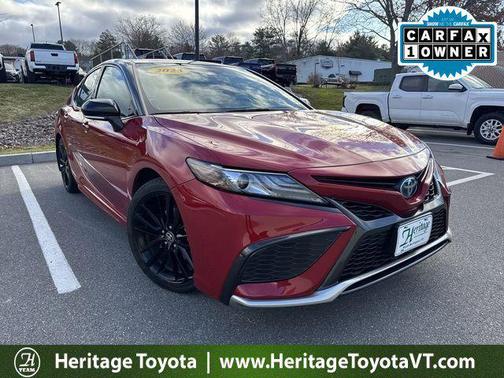 2024 Toyota Camry Hybrid SE