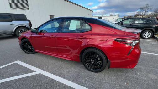 2024 Toyota Camry Hybrid SE