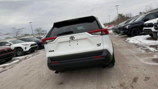 2025 Toyota RAV4 XLE