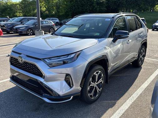 2025 Toyota RAV4 Hybrid SE