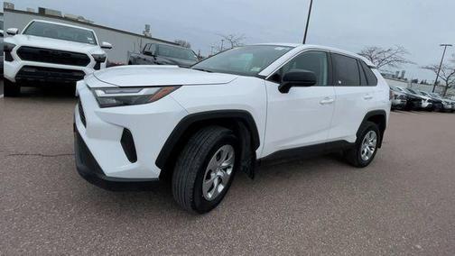 Ice Cap 2023 Toyota RAV4 LE