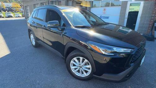 2023 Toyota Corolla Cross LE