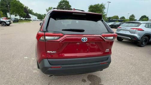 2020 Toyota RAV4 Hybrid XLE