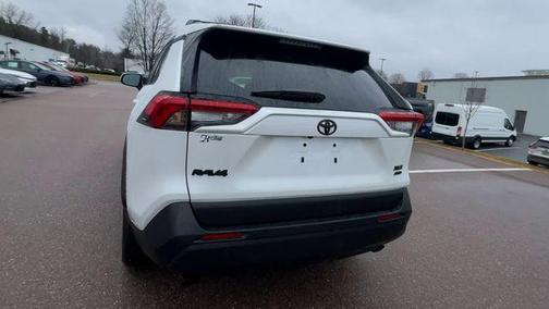 Wind Chill Pearl 2025 Toyota RAV4 XLE Premium