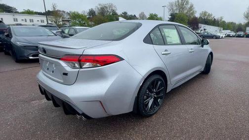 Classic Silver Metallic 2026 Toyota Corolla SE