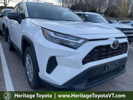 2023 Toyota RAV4 LE