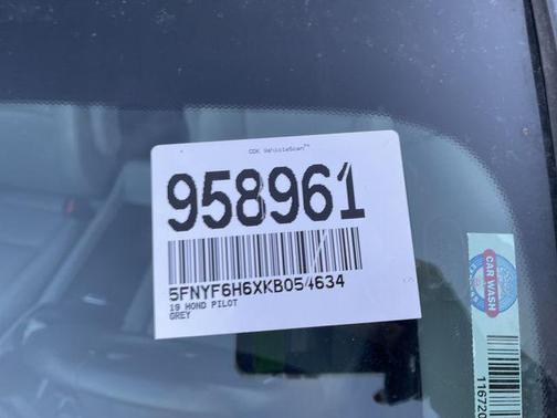 2019 Honda Pilot Touring 8-Passenger