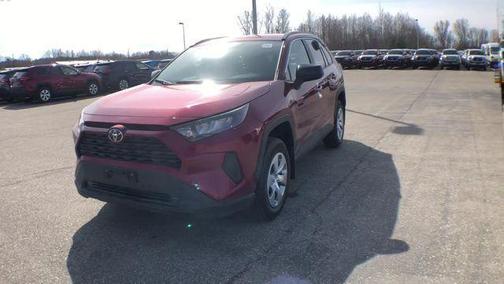 Pearl 2019 Toyota RAV4 LE