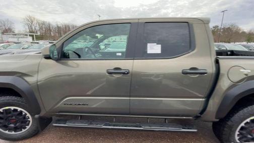 2025 Toyota Tacoma TRD Off-Road