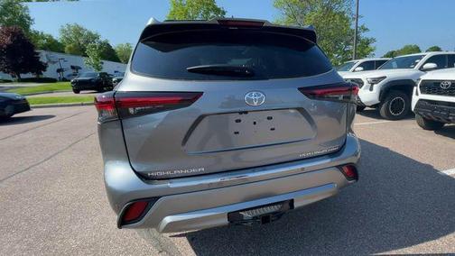 Heavy Metal 2026 Toyota Highlander Platinum