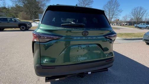 2026 Toyota Sienna Woodland Edition