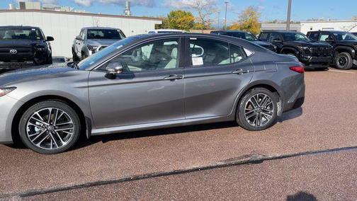 2025 Toyota Camry XLE