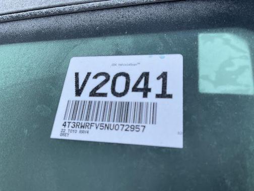 2022 Toyota RAV4 Hybrid XLE