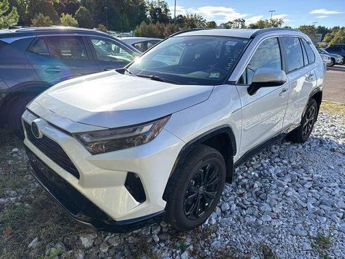 2023 Toyota RAV4 Hybrid SE