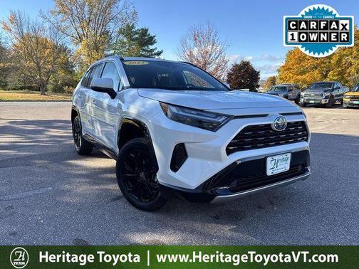 2023 Toyota RAV4 Hybrid SE