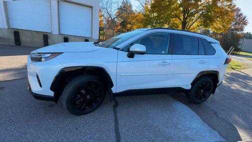 2023 Toyota RAV4 Hybrid SE