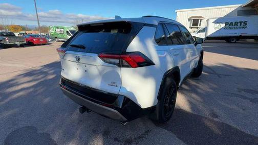 2023 Toyota RAV4 Hybrid SE