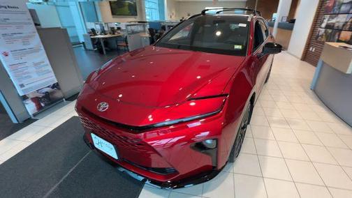 2025 Toyota Crown Signia Limited