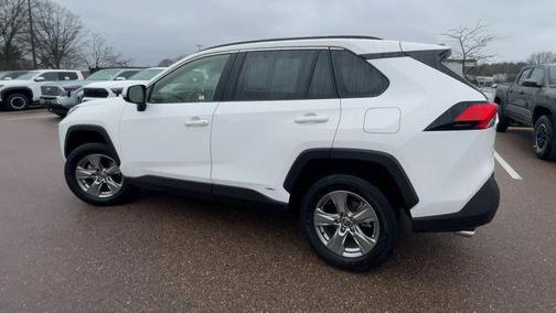 Ice Cap 2025 Toyota RAV4 Hybrid XLE