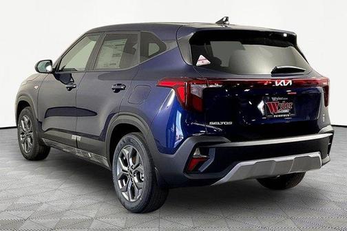 Dark Ocean Blue 2026 Kia Seltos LX