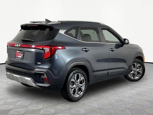 Gravity Gray 2024 Kia Seltos S