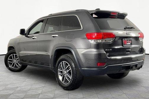 Granite Crystal Clearcoat Metallic 2018 Jeep Grand Cherokee Limited