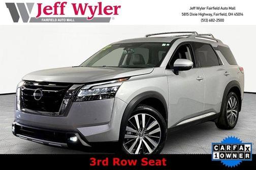 Brilliant Silver Metallic 2022 Nissan Pathfinder Platinum