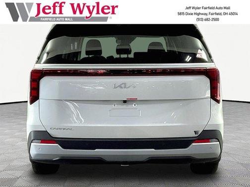 Snow White Pearl 2026 Kia Carnival EX