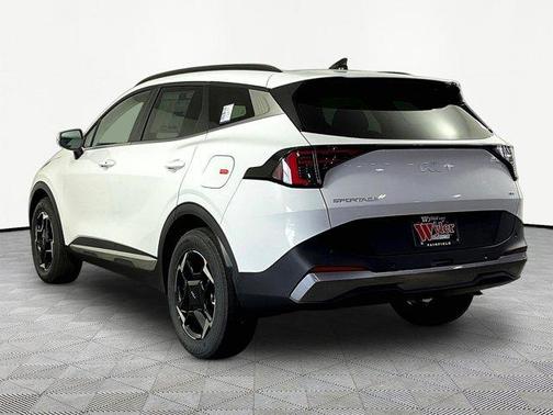 Glacial White Pearl 2026 Kia Sportage EX