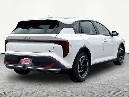 Snow White Pearl 2026 Kia K4 EX