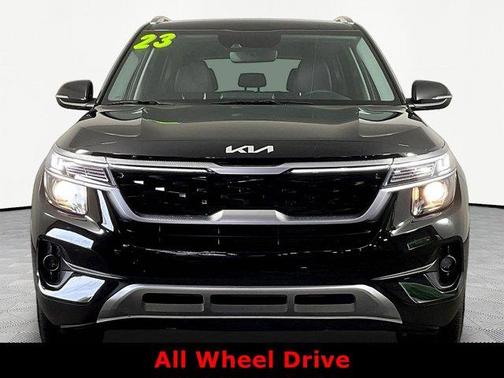 Cherry Black 2023 Kia Seltos S