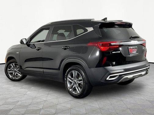 Cherry Black 2023 Kia Seltos S