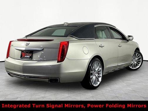 Silver Coast Metallic 2016 Cadillac XTS Luxury Collection