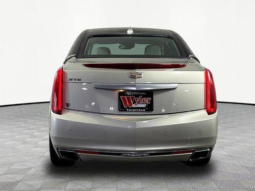 Silver Coast Metallic 2016 Cadillac XTS Luxury Collection