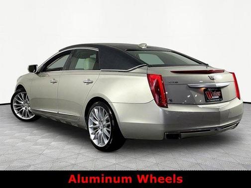 Silver Coast Metallic 2016 Cadillac XTS Luxury Collection