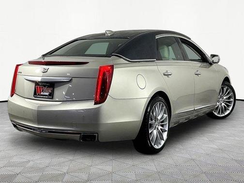 Silver Coast Metallic 2016 Cadillac XTS Luxury Collection