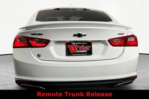 Summit White 2021 Chevrolet Malibu RS