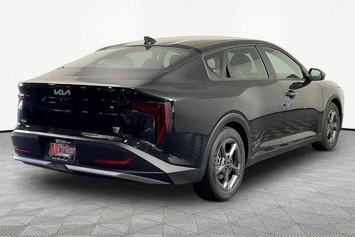 Aurora Black Pearl 2026 Kia K4 LXS