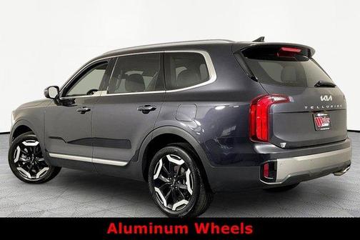 Metal 2025 Kia Telluride S