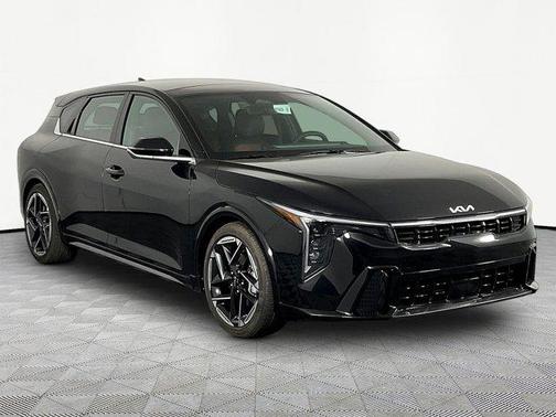 Aurora Black Pearl 2026 Kia K4 GT-Line