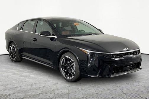 Aurora Black Pearl 2026 Kia K4 GT-LINE