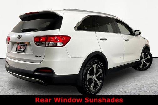 Snow White Pearl 2017 Kia Sorento EX