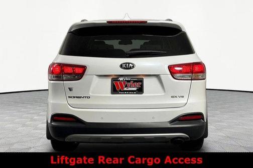 Snow White Pearl 2017 Kia Sorento EX