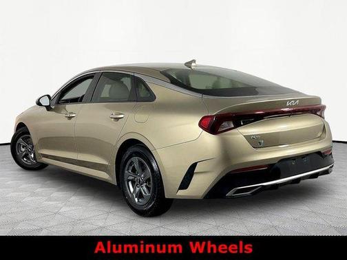 Crystal Beige 2022 Kia K5 LXS