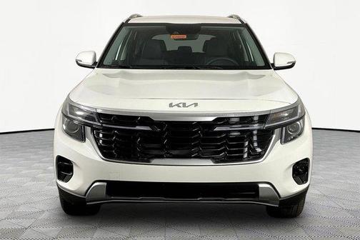 Snow White Pearl 2026 Kia Seltos S