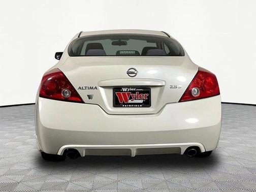 Pearl White 2013 Nissan Altima 2.5 S