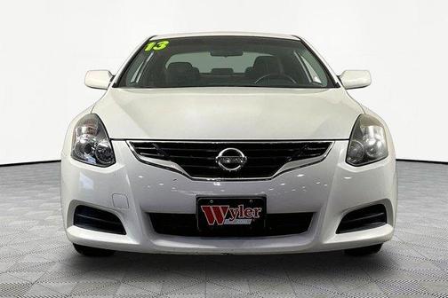 Pearl White 2013 Nissan Altima 2.5 S