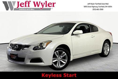 Pearl White 2013 Nissan Altima 2.5 S
