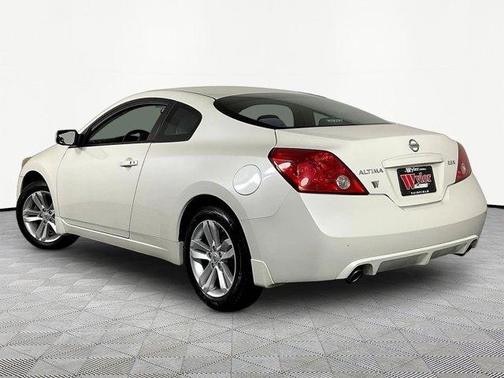 Pearl White 2013 Nissan Altima 2.5 S