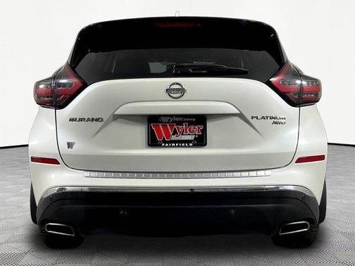 White 2022 Nissan Murano Platinum